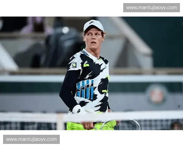 加拿大国家队崛起之路：从冰雪强国到足球新星的跨越与挑战